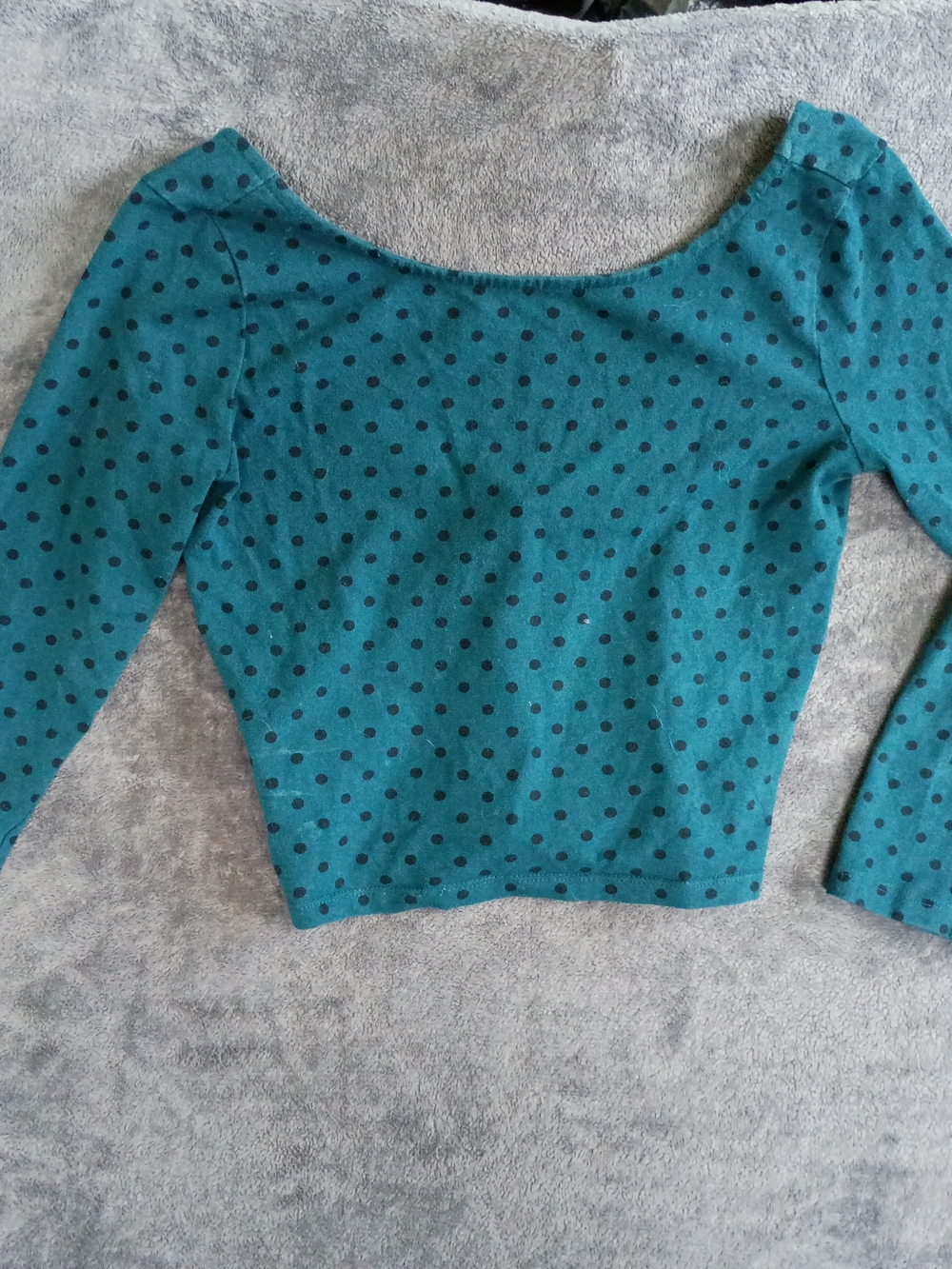 Forever 21 Teal Long-Sleeve Polka Dot Crop Top